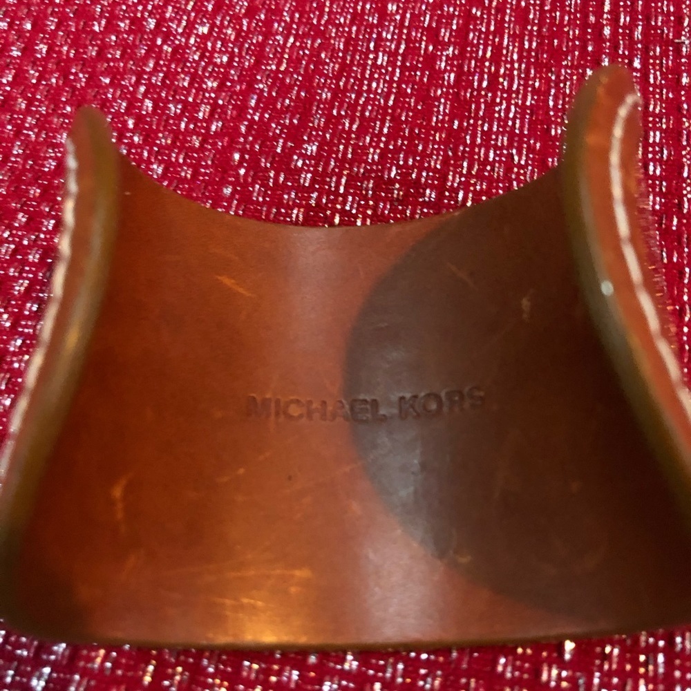 Micheal Kors gold cuff bracelet cognac brown leather trim NWOT - Picture 6 of 10